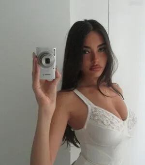 Madison Beer OnlyFans Leaked Free Thumbnail Picture - #w5maQviPBn