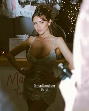 Madison Beer OnlyFans Leaked Free Thumbnail Picture - #B5U2dne97x