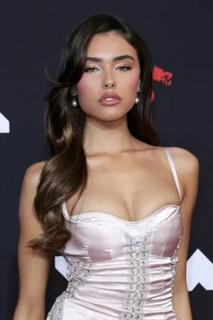 Madison Beer OnlyFans Leaked Free Thumbnail Picture - #C0DMUT7biI