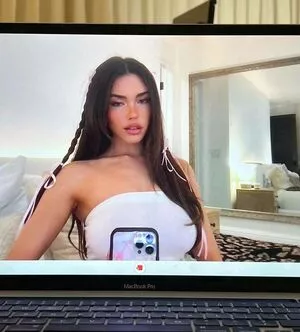 Madison Beer OnlyFans Leaked Free Thumbnail Picture - #Fr4tND8LE9