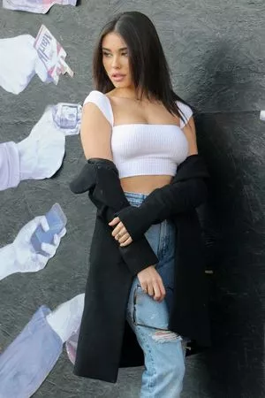 Madison Beer OnlyFans Leaked Free Thumbnail Picture - #MAfoiN6Tck