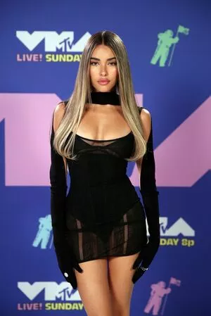 Madison Beer OnlyFans Leaked Free Thumbnail Picture - #roEGe7oAmb