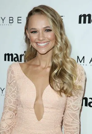 Madison Iseman OnlyFans Leaked Free Thumbnail Picture - #MMALa2xxAh