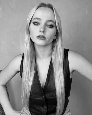 Madison Wolfe OnlyFans Leaked Free Thumbnail Picture - #s8FJKmJwsK