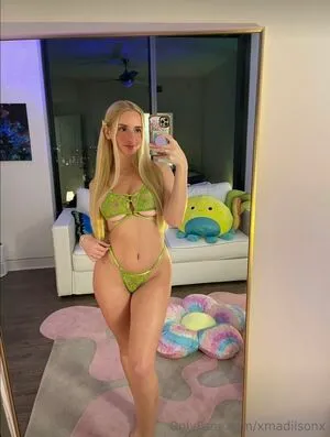Madisonmoores OnlyFans Leaked Free Thumbnail Picture - #11Gxw4VkAw