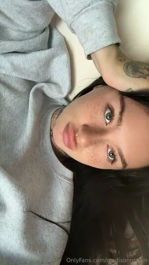 Madisonnrainn OnlyFans Leaked Free Thumbnail Picture - #0XRxynhe4o