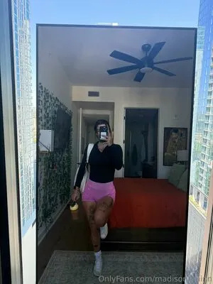 Madisonnrainn OnlyFans Leaked Free Thumbnail Picture - #68rSGojmrf