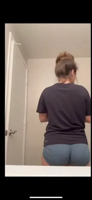 Madisons The Shit OnlyFans Leaked Free Thumbnail Picture - #dZuhhyMBl0