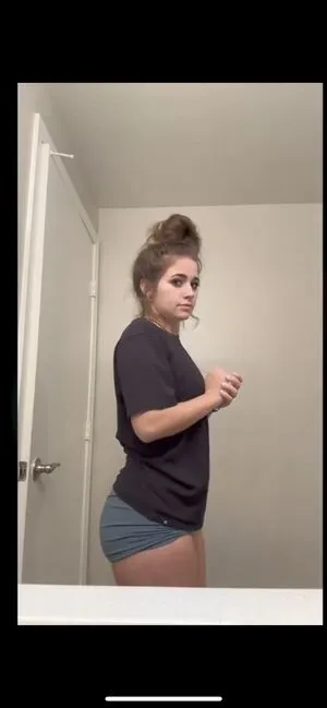 Madisons The Shit OnlyFans Leaked Free Thumbnail Picture - #hk3ZGUGLUt