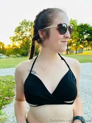 Madistake OnlyFans Leaked Free Thumbnail Picture - #8bKkMaldmQ