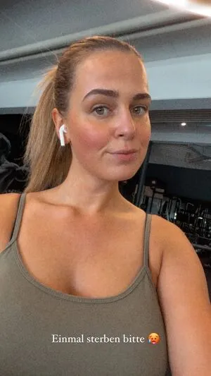 Madlen Inselmann OnlyFans Leaked Free Thumbnail Picture - #4YsBimwHbq