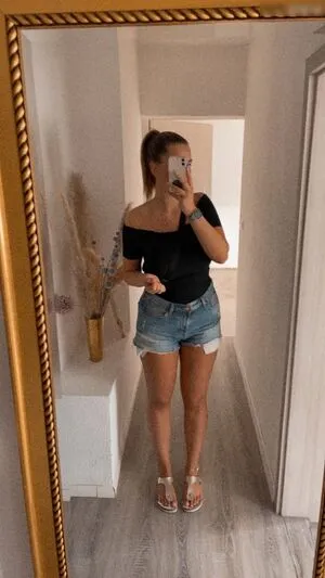 Madlen Inselmann OnlyFans Leaked Free Thumbnail Picture - #GlTuzL3294