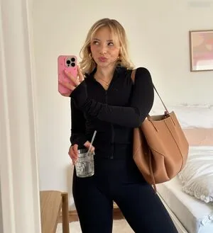 Madlinee OnlyFans Leaked Free Thumbnail Picture - #waLuO40uiO