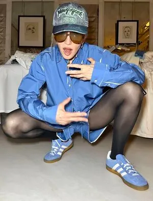 Madonna OnlyFans Leaked Free Thumbnail Picture - #9WXi2B89nC