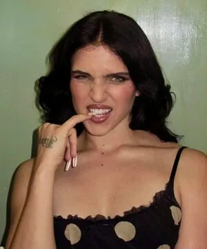 Mae Muller OnlyFans Leaked Free Thumbnail Picture - #B0lv38kSbI