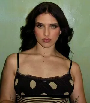 Mae Muller OnlyFans Leaked Free Thumbnail Picture - #HmNMswfvN8