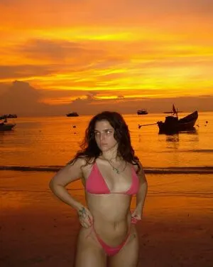 Mae Muller OnlyFans Leaked Free Thumbnail Picture - #icDoCJ05Tu