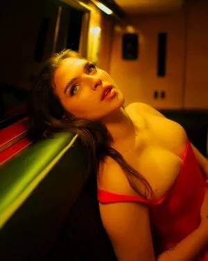 Mae Muller OnlyFans Leaked Free Thumbnail Picture - #u0xzWTTxdS