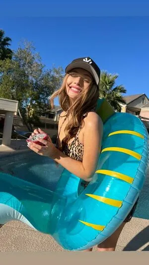Mae Welsch OnlyFans Leaked Free Thumbnail Picture - #u7VhWRidVm