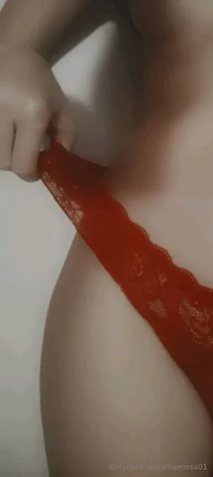 Maelisss01 OnlyFans Leaked Free Thumbnail Picture - #KInXGii1P9