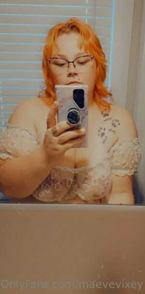 Maevevixey OnlyFans Leaked Free Thumbnail Picture - #uOzaocgz16