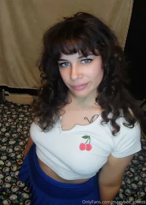Maeybee Joness OnlyFans Leaked Free Thumbnail Picture - #6Yi5iyT5yq