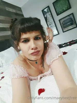 Maeybeejfree OnlyFans Leaked Free Thumbnail Picture - #cehpOMcAOj