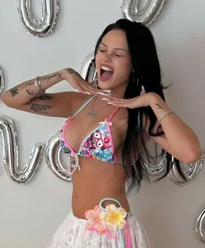 Maggie Lindemann OnlyFans Leaked Free Thumbnail Picture - #L8XglV4aWE