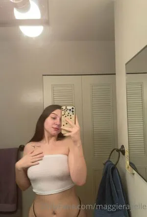 Maggierayelle OnlyFans Leaked Free Thumbnail Picture - #UKSdcOr481