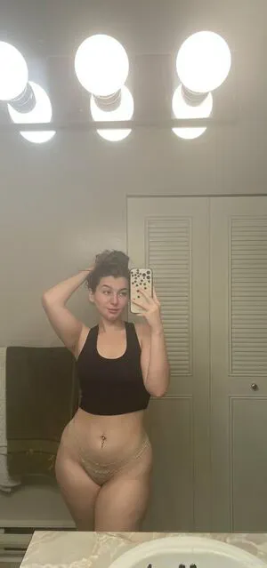 Maggierayelle OnlyFans Leaked Free Thumbnail Picture - #c447MEJVZ2