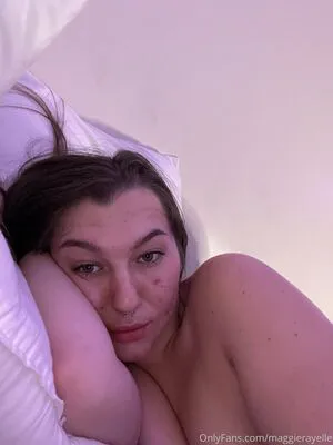 Maggierayelle OnlyFans Leaked Free Thumbnail Picture - #tKoeZFd9m8