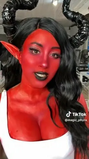 Magic Phyra OnlyFans Leaked Free Thumbnail Picture - #E5SmgXG3i7