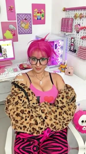 Magic Phyra OnlyFans Leaked Free Thumbnail Picture - #rtHZYFcq51