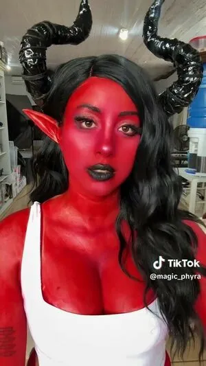 Magic Phyra OnlyFans Leaked Free Thumbnail Picture - #tiXiCo8xTf