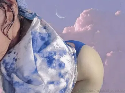 Magical Succubo OnlyFans Leaked Free Thumbnail Picture - #3DBeJwvOQL