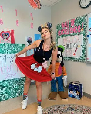 Magicallearningadventure OnlyFans Leaked Free Thumbnail Picture - #cC2Q94Y0yG