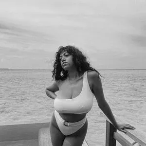 Mahalia OnlyFans Leaked Free Thumbnail Picture - #LVLnnXxgsA