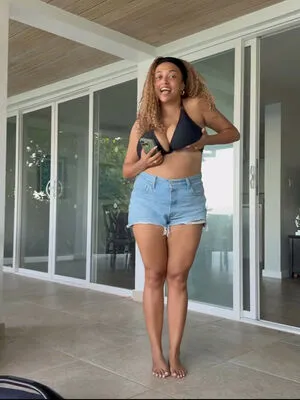 Mahalia OnlyFans Leaked Free Thumbnail Picture - #S63jFNuuhr