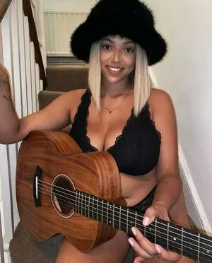 Mahalia OnlyFans Leaked Free Thumbnail Picture - #xIPiQ3vaWx