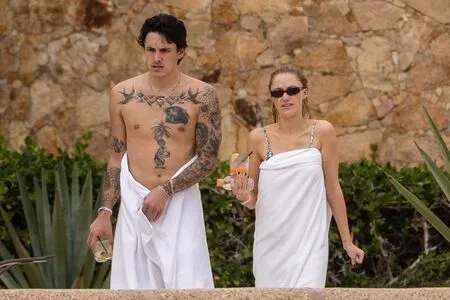 Maika Monroe OnlyFans Leaked Free Thumbnail Picture - #2yKkC2k8lS