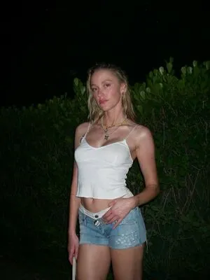 Maika Monroe OnlyFans Leaked Free Thumbnail Picture - #35xSqtPxYm