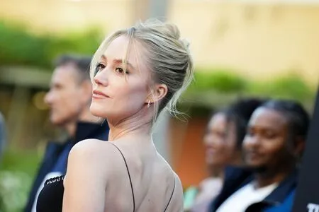 Maika Monroe OnlyFans Leaked Free Thumbnail Picture - #6NejTtDgPl