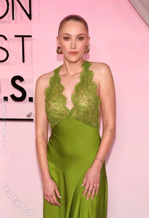 Maika Monroe OnlyFans Leaked Free Thumbnail Picture - #H3ho5zvALt