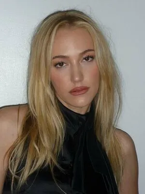 Maika Monroe OnlyFans Leaked Free Thumbnail Picture - #H4kiDx2tNV