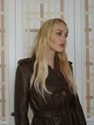 Maika Monroe OnlyFans Leaked Free Thumbnail Picture - #KMwdJSBjNf