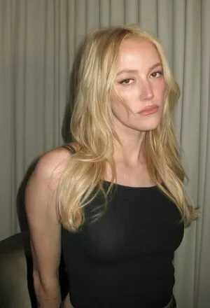 Maika Monroe OnlyFans Leaked Free Thumbnail Picture - #LFtcIw6aLd