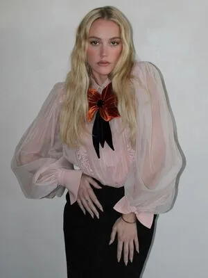 Maika Monroe OnlyFans Leaked Free Thumbnail Picture - #Nur15gWSos