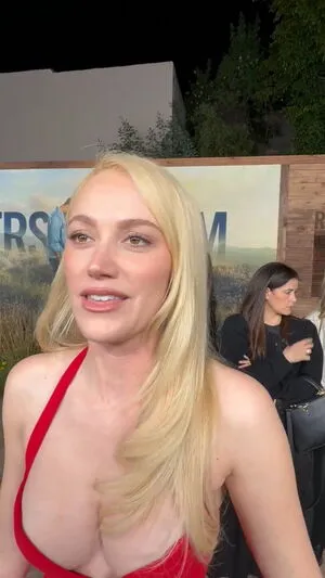 Maika Monroe OnlyFans Leaked Free Thumbnail Picture - #P07gUAAvQO