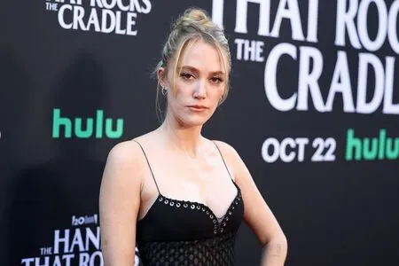 Maika Monroe OnlyFans Leaked Free Thumbnail Picture - #PlylIDNjlA