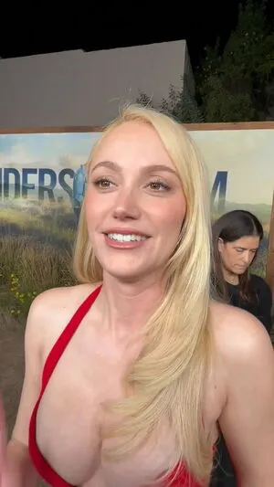 Maika Monroe OnlyFans Leaked Free Thumbnail Picture - #T9WOP9wJKH